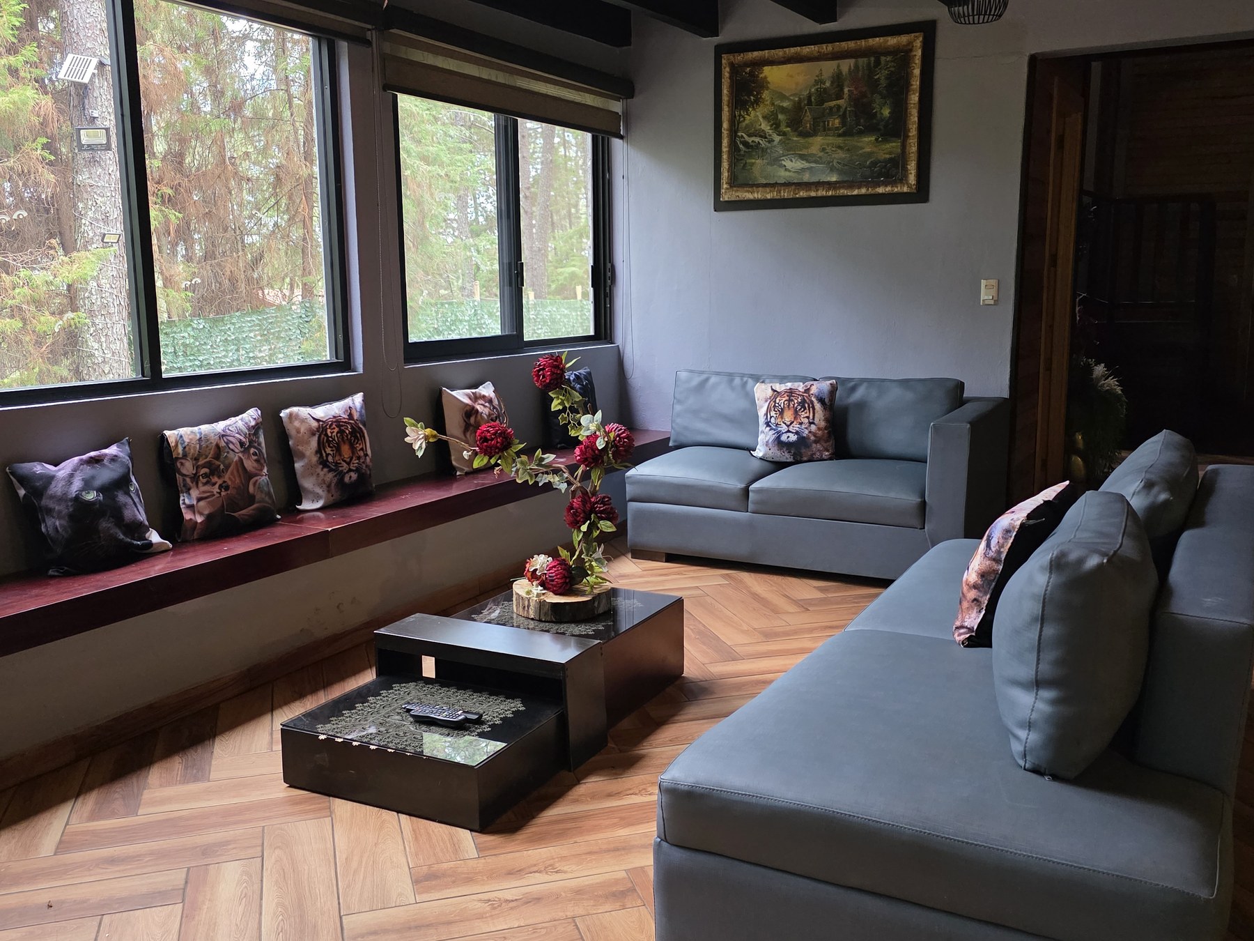 Sala principal de Bagheera