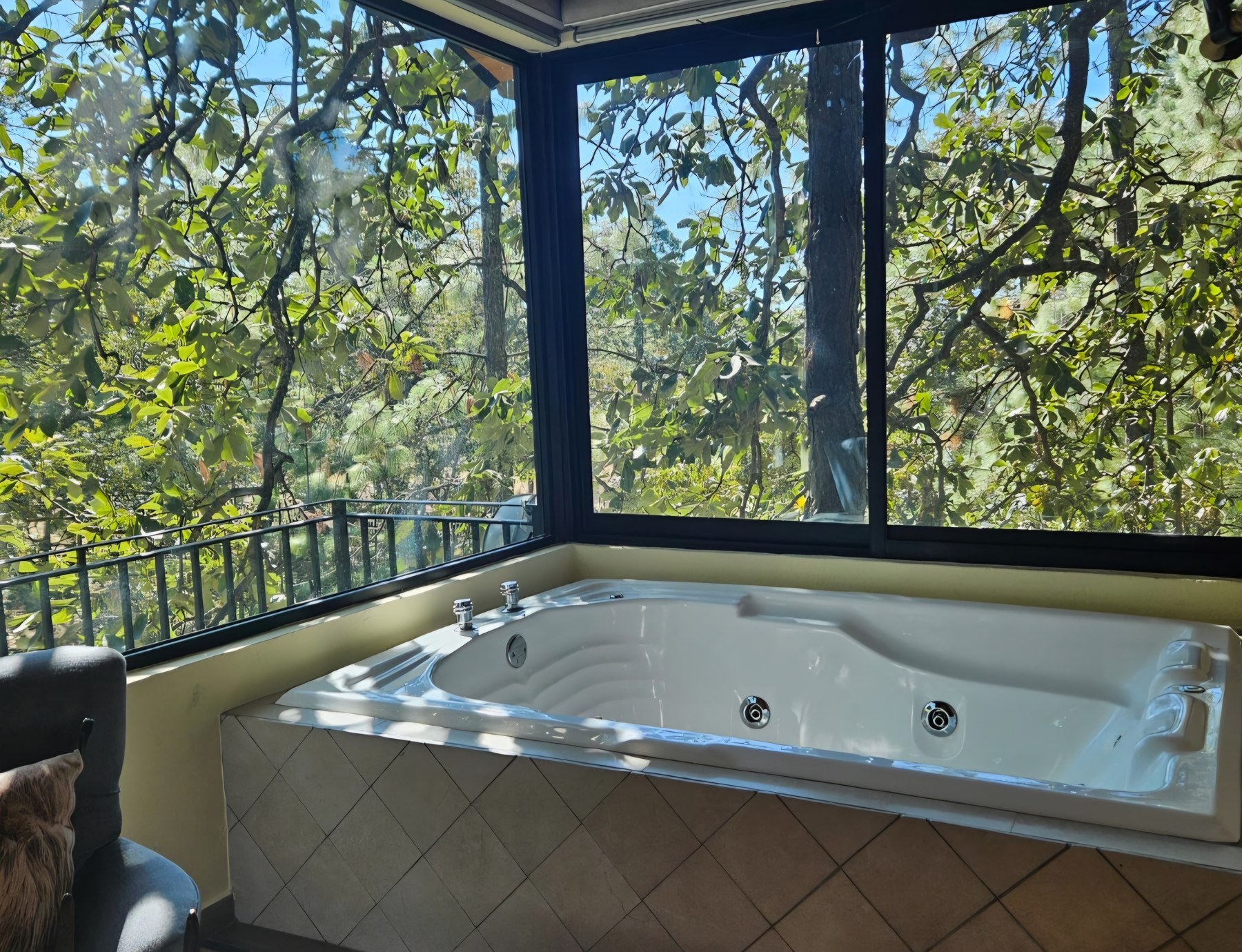Jacuzzi privado de Nala Familiar